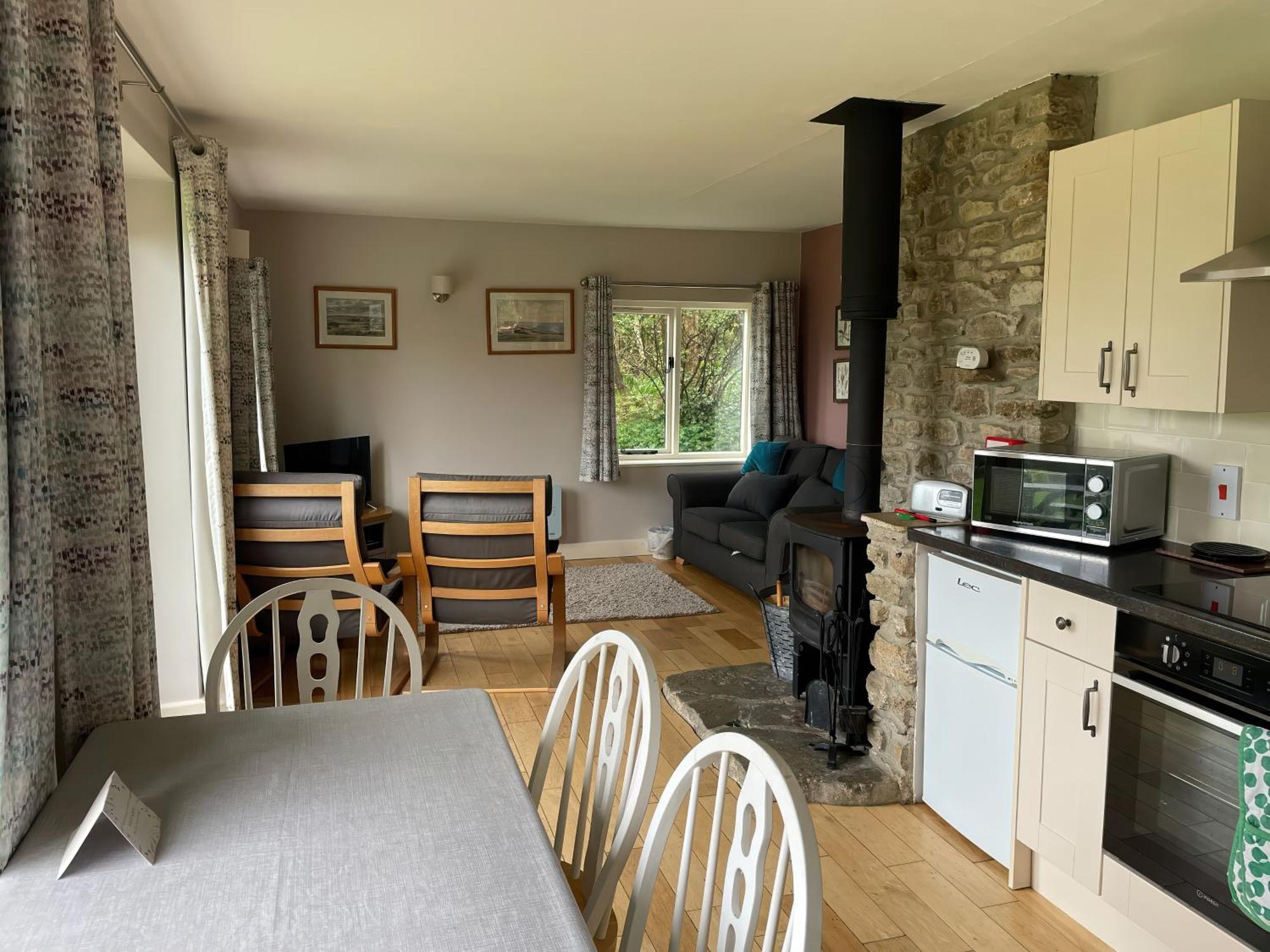 Whispering Pines Cottage Swyre Kültér fotó